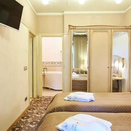 Grand Lietuva Serviced Dzukija 4* ドルスキニンカイ