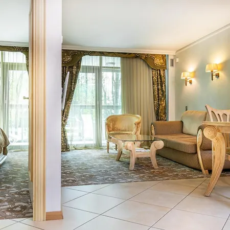 Grand Lietuva Serviced Dzukija 4* دروسكينينكاي